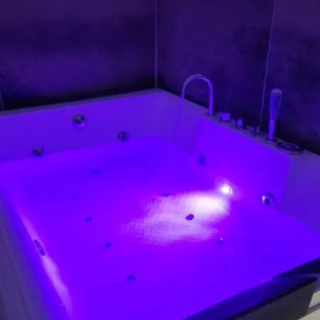 Love hôtel Shibari Jacuzzi